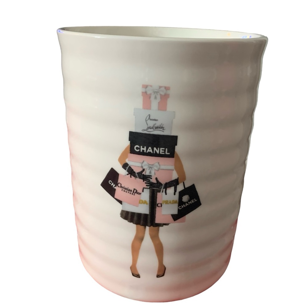Designer pot